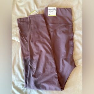 Old Navy Women's Leggings in Mauve